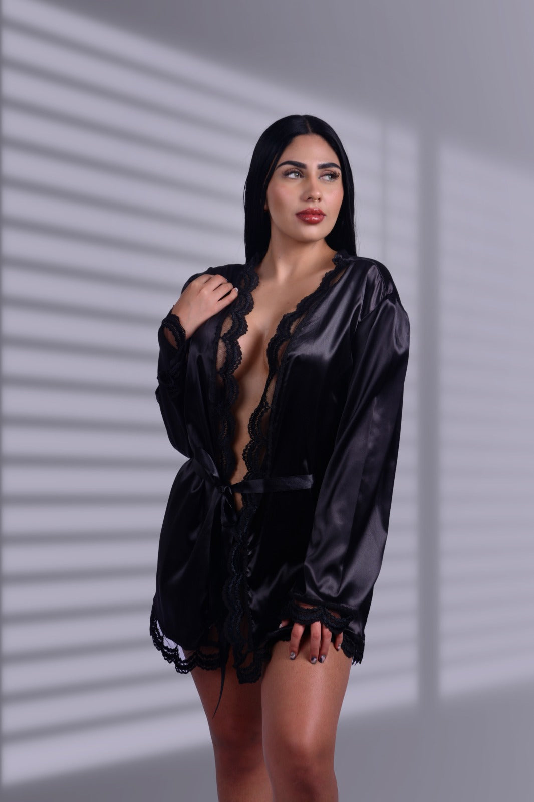 Black Satin Batola